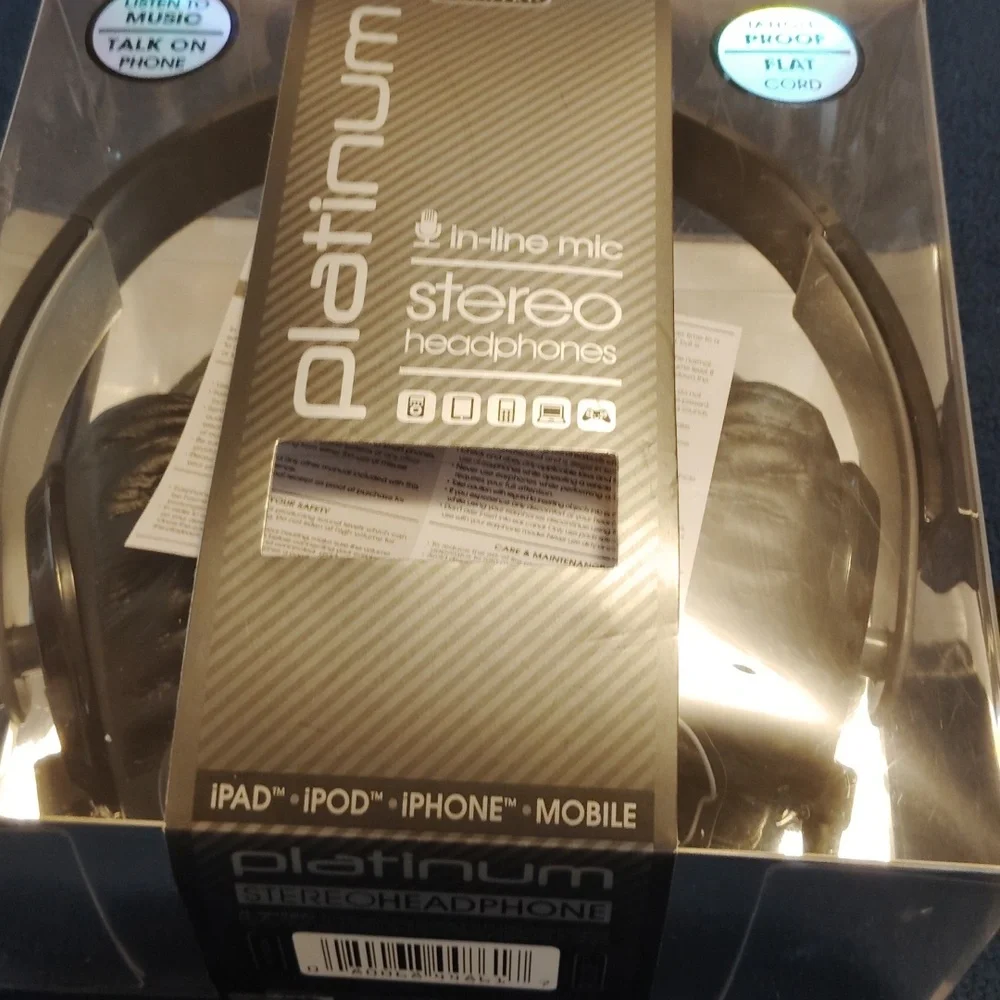 Platinum in line 🎤 microphone and stereo headphones